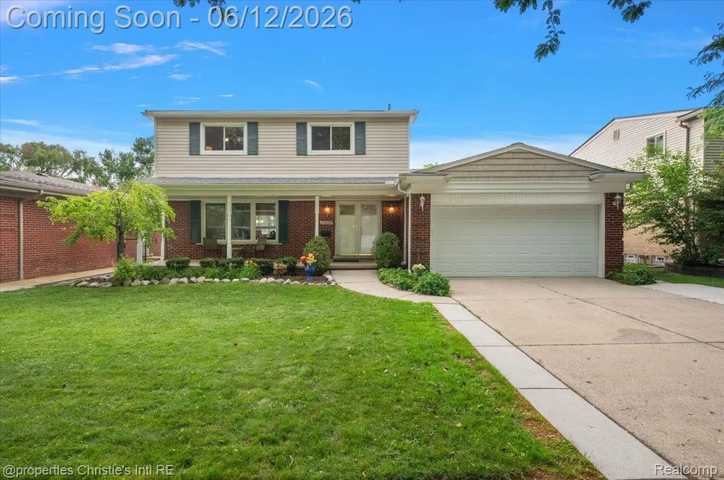 23237 Robert John Street St. Clair Shores City MI 48080