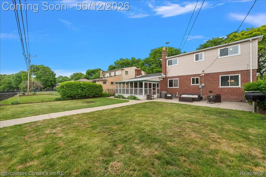 23237 Robert John Street St. Clair Shores City MI 48080