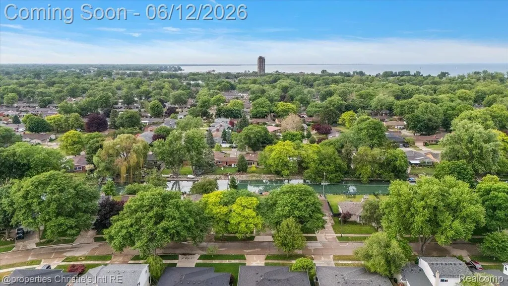23237 Robert John Street St. Clair Shores City MI 48080