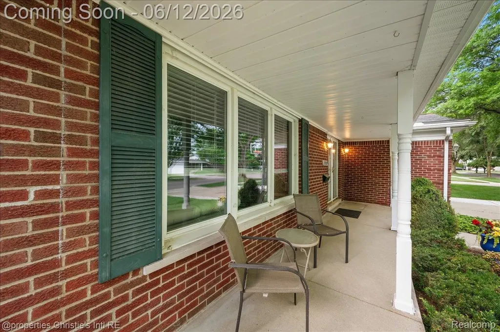 23237 Robert John Street St. Clair Shores City MI 48080
