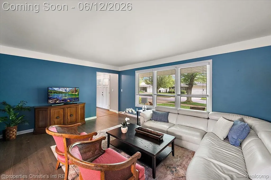 23237 Robert John Street St. Clair Shores City MI 48080