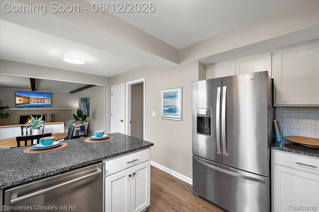 23237 Robert John Street St. Clair Shores City MI 48080