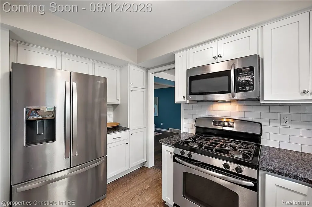 23237 Robert John Street St. Clair Shores City MI 48080