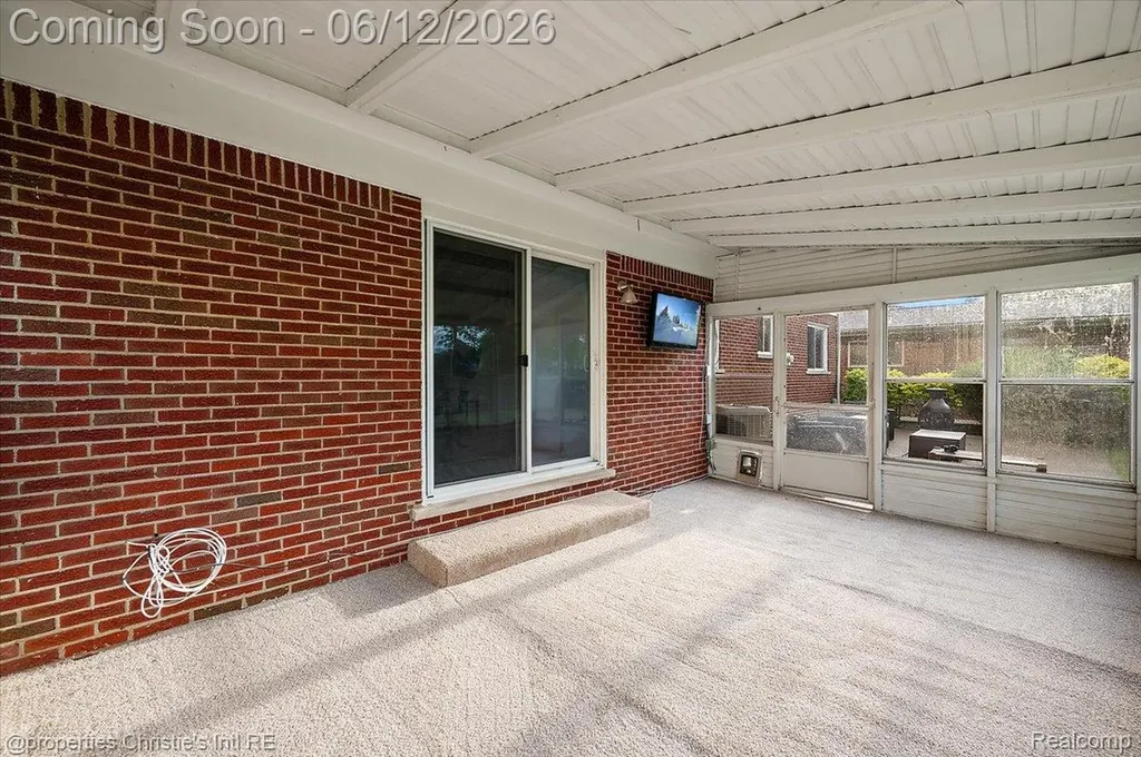23237 Robert John Street St. Clair Shores City MI 48080
