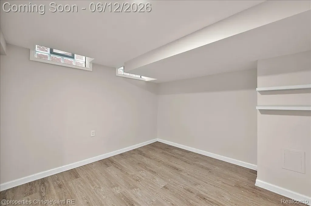 23237 Robert John Street St. Clair Shores City MI 48080