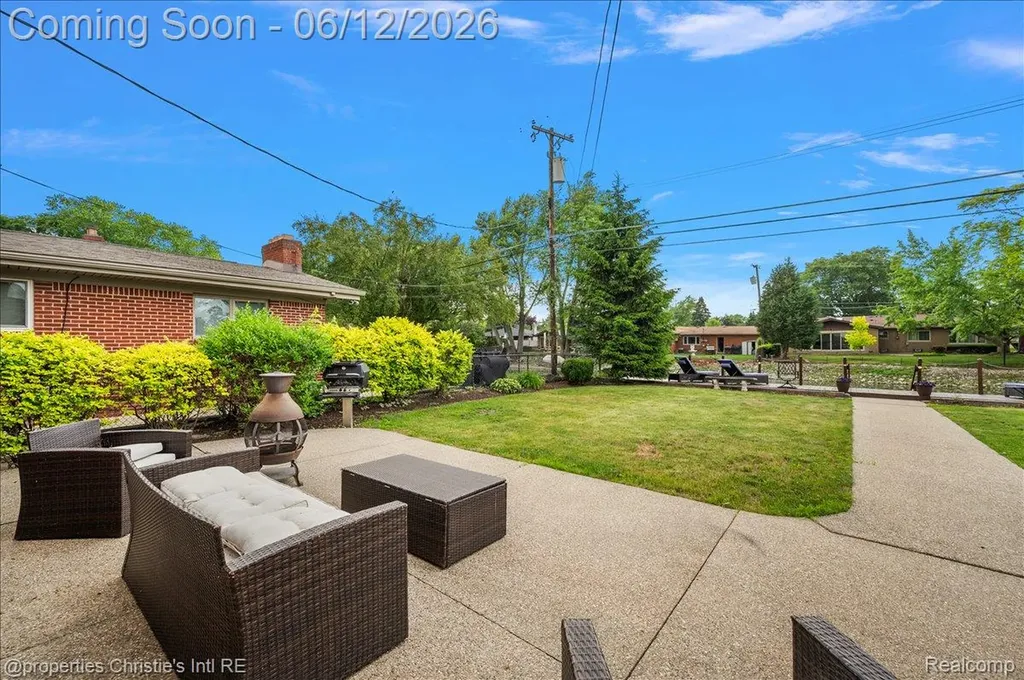 23237 Robert John Street St. Clair Shores City MI 48080