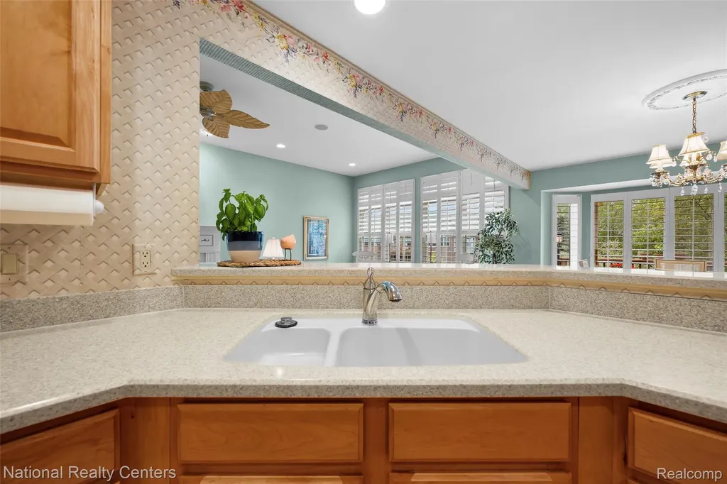 49455 N Glacier Avenue Northville Township MI 48168