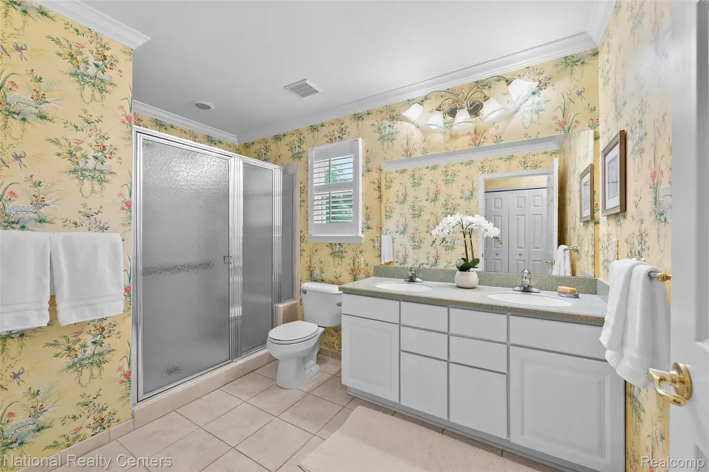 49455 N Glacier Avenue Northville Township MI 48168