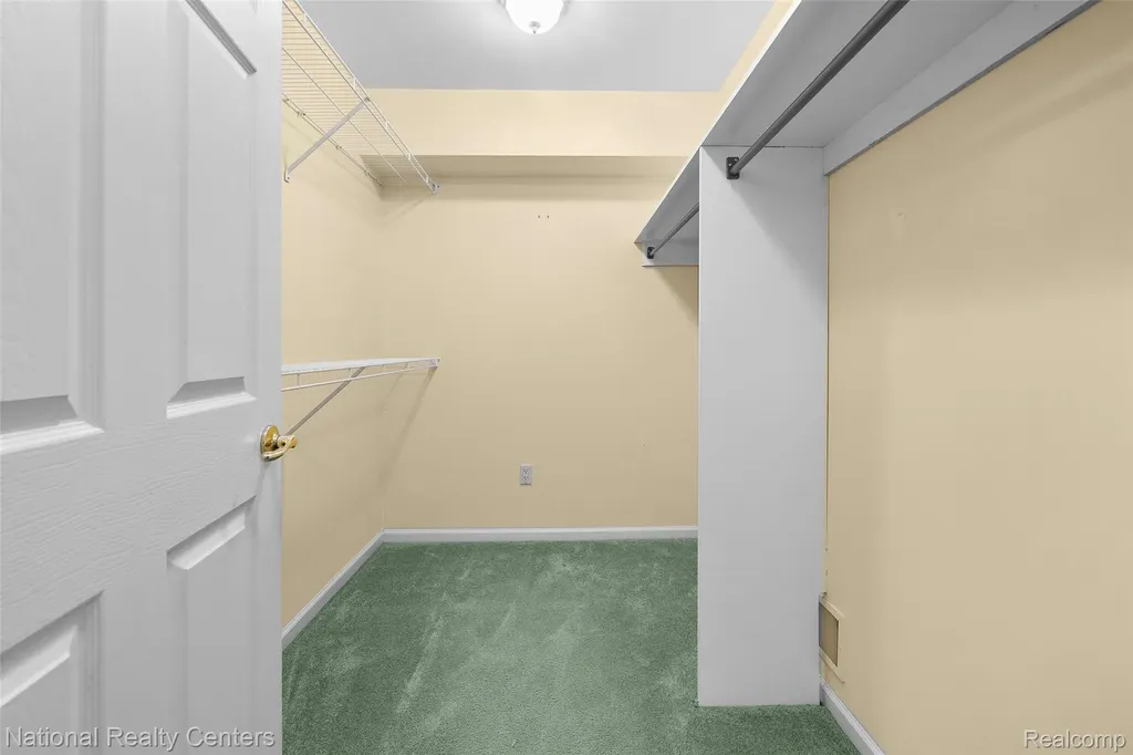 49455 N Glacier Avenue Northville Township MI 48168