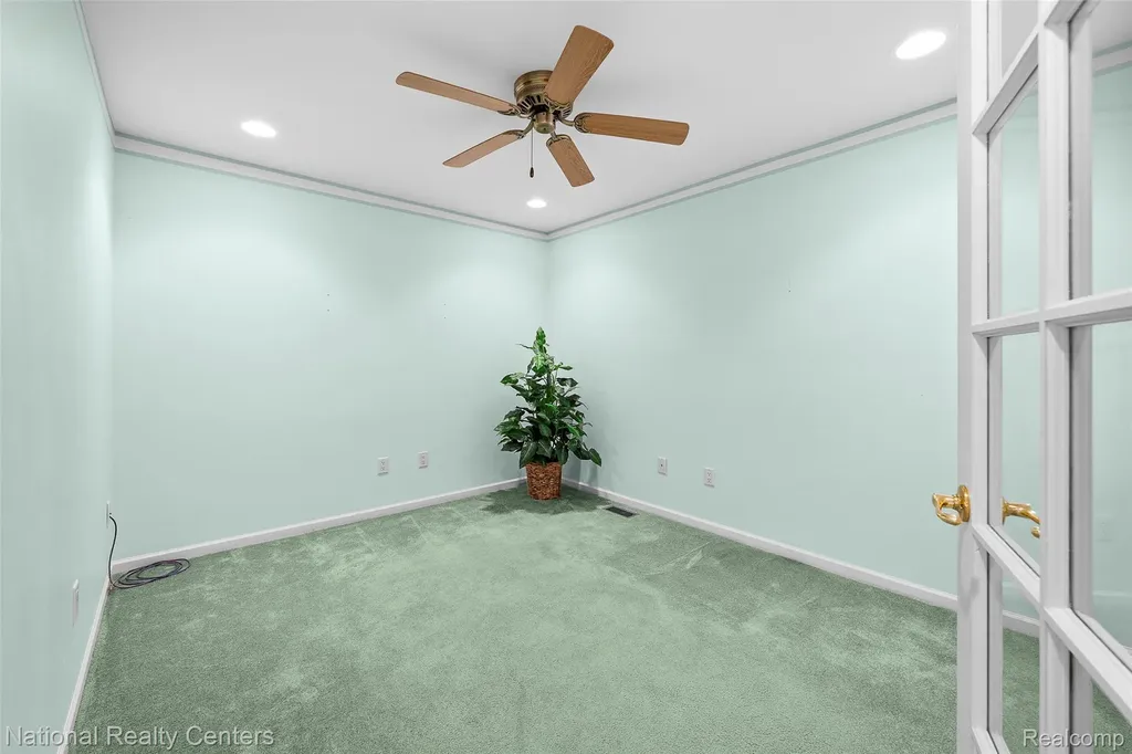 49455 N Glacier Avenue Northville Township MI 48168