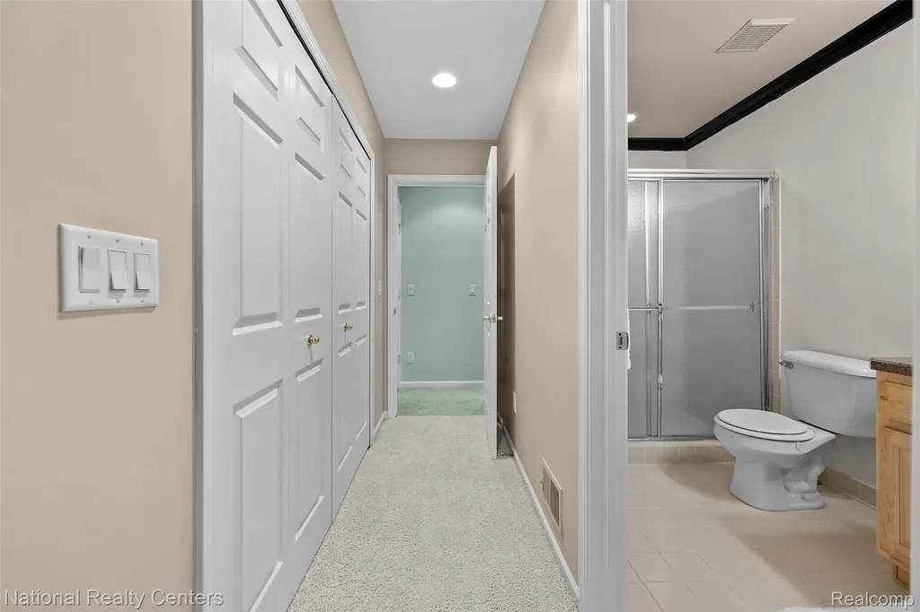 49455 N Glacier Avenue Northville Township MI 48168