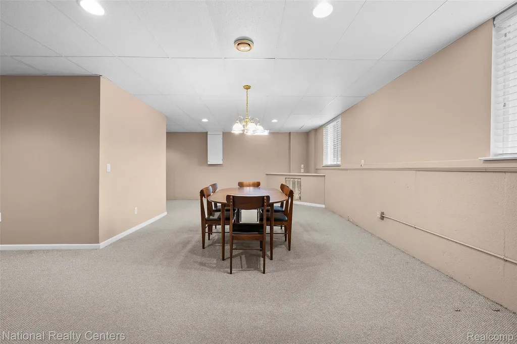 49455 N Glacier Avenue Northville Township MI 48168