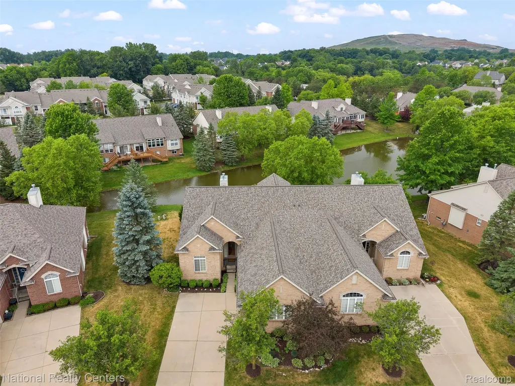 49455 N Glacier Avenue Northville Township MI 48168