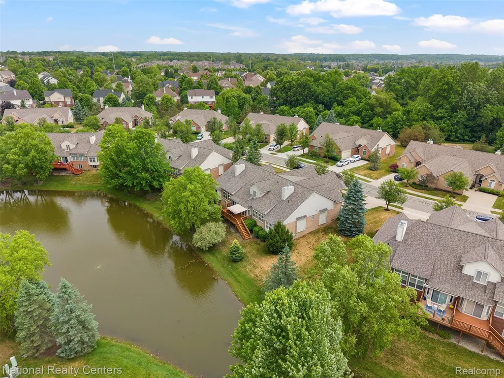 49455 N Glacier Avenue Northville Township MI 48168