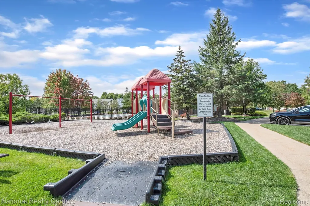 49455 N Glacier Avenue Northville Township MI 48168