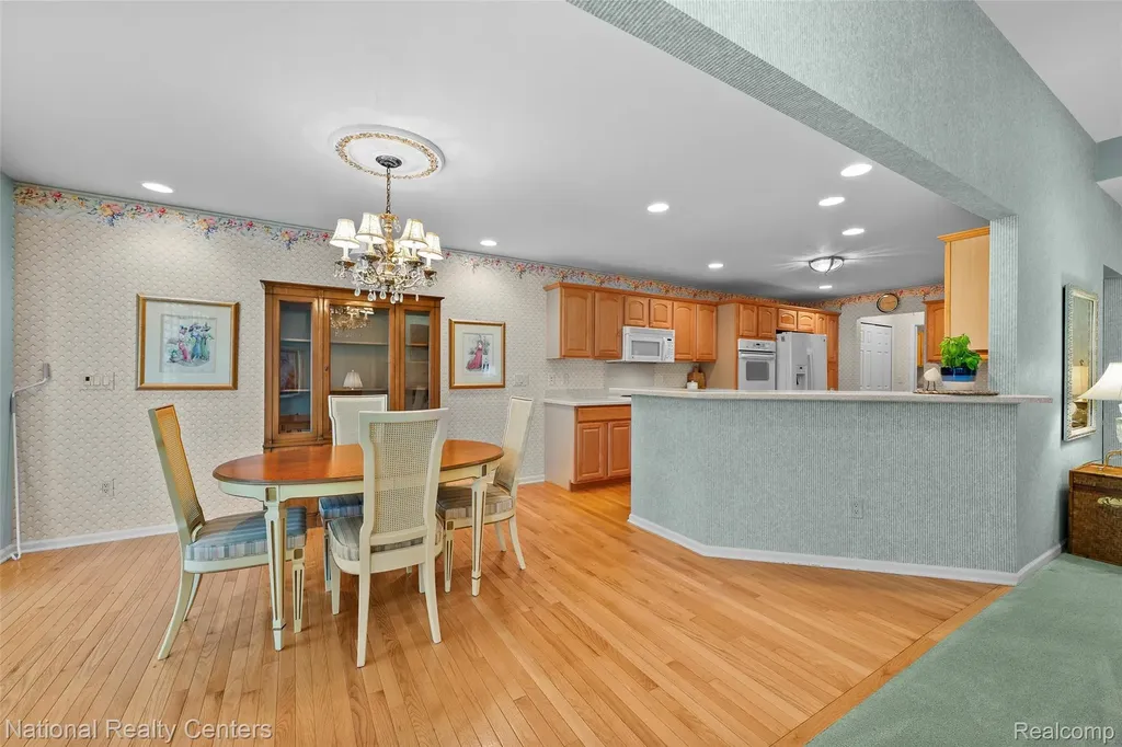 49455 N Glacier Avenue Northville Township MI 48168