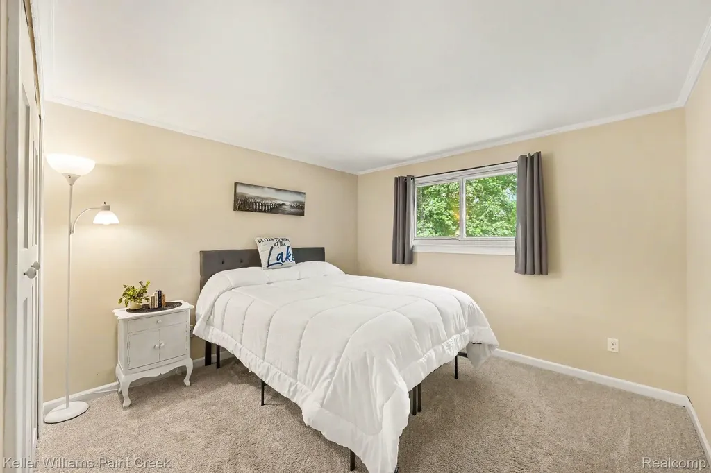 2404 Browning Drive Orion Charter Township MI 48360