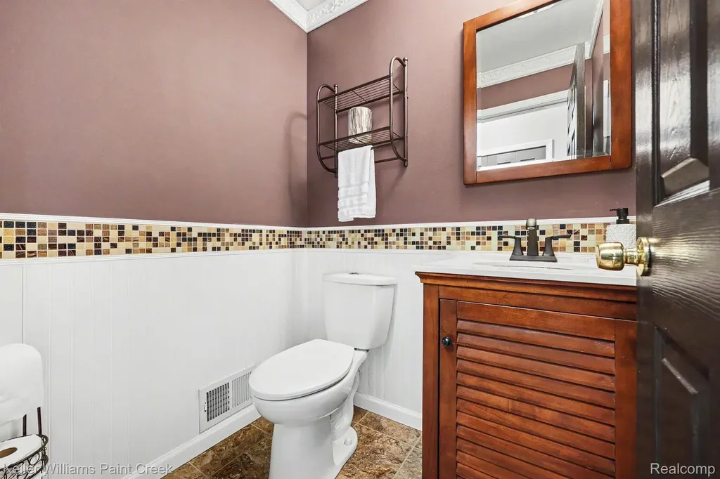 2404 Browning Drive Orion Charter Township MI 48360