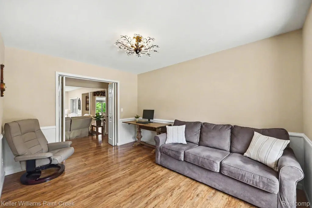 2404 Browning Drive Orion Charter Township MI 48360