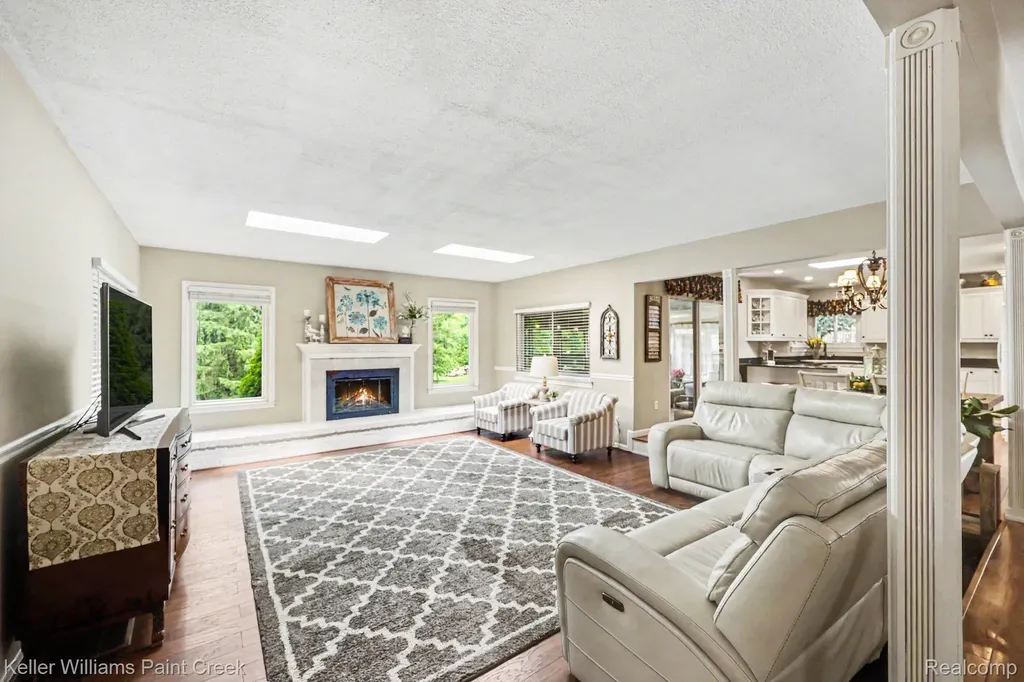 2404 Browning Drive Orion Charter Township MI 48360