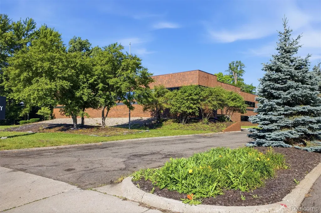 15360 S Commerce Drive Dearborn City MI 48120