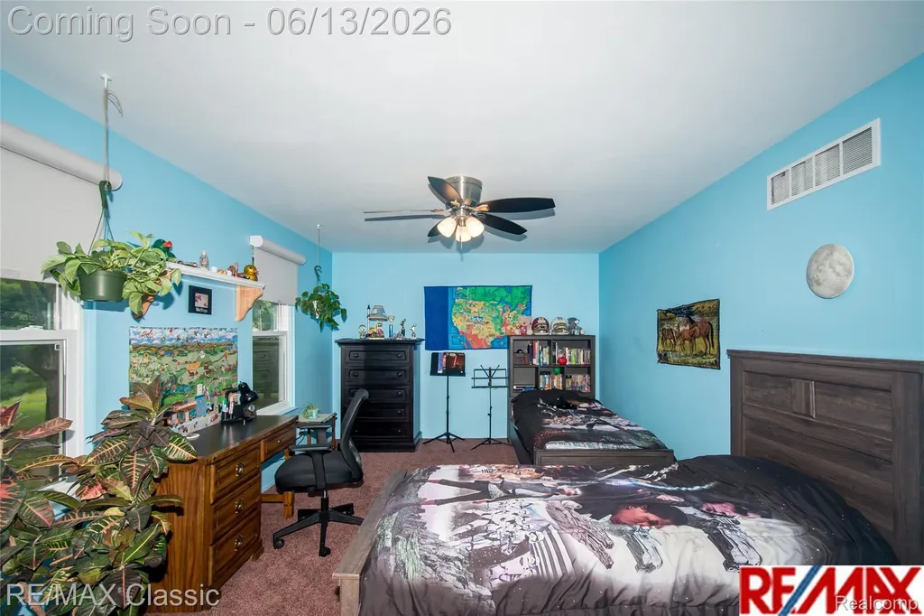 34682 Bunker Hill Drive Farmington Hills City MI 48331
