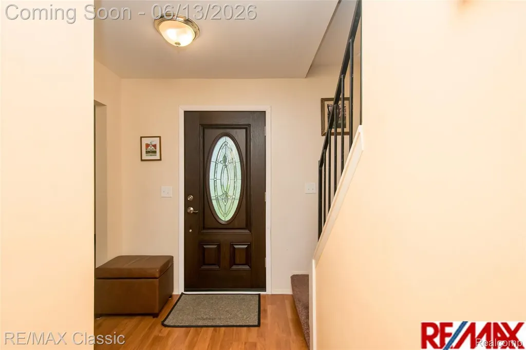 34682 Bunker Hill Drive Farmington Hills City MI 48331