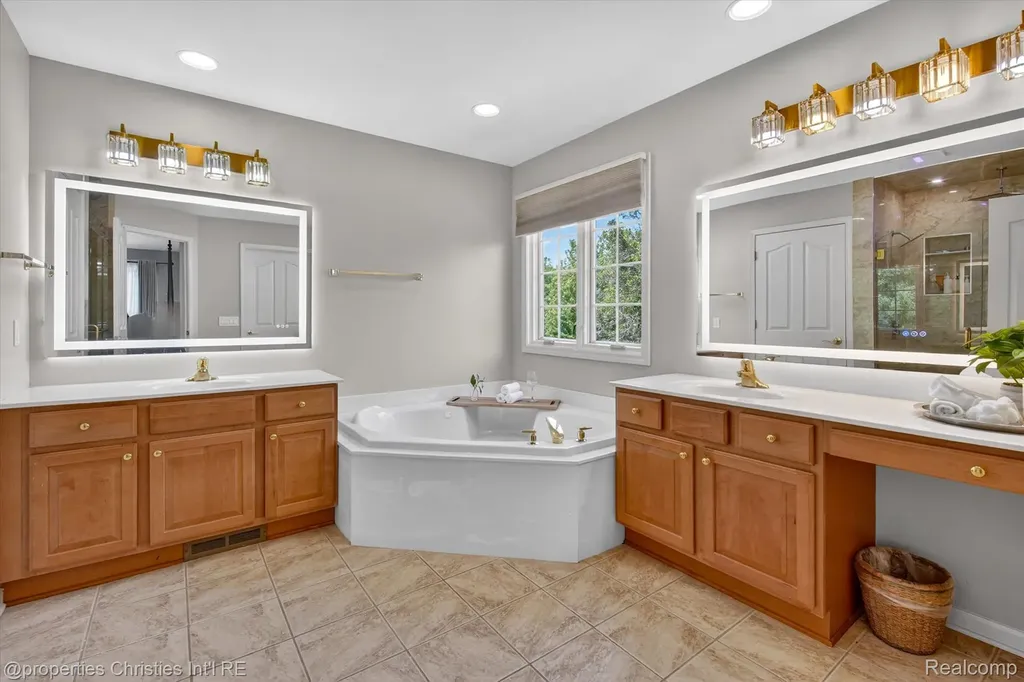 45094 Oak Forest Drive Northville Township MI 48168