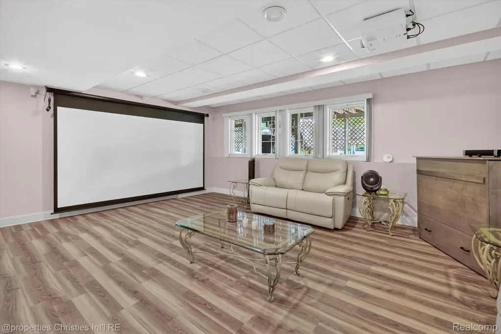 45094 Oak Forest Drive Northville Township MI 48168