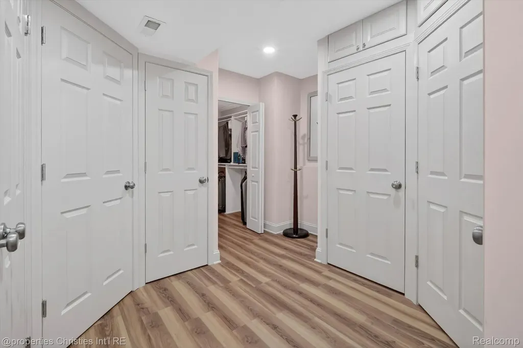 45094 Oak Forest Drive Northville Township MI 48168
