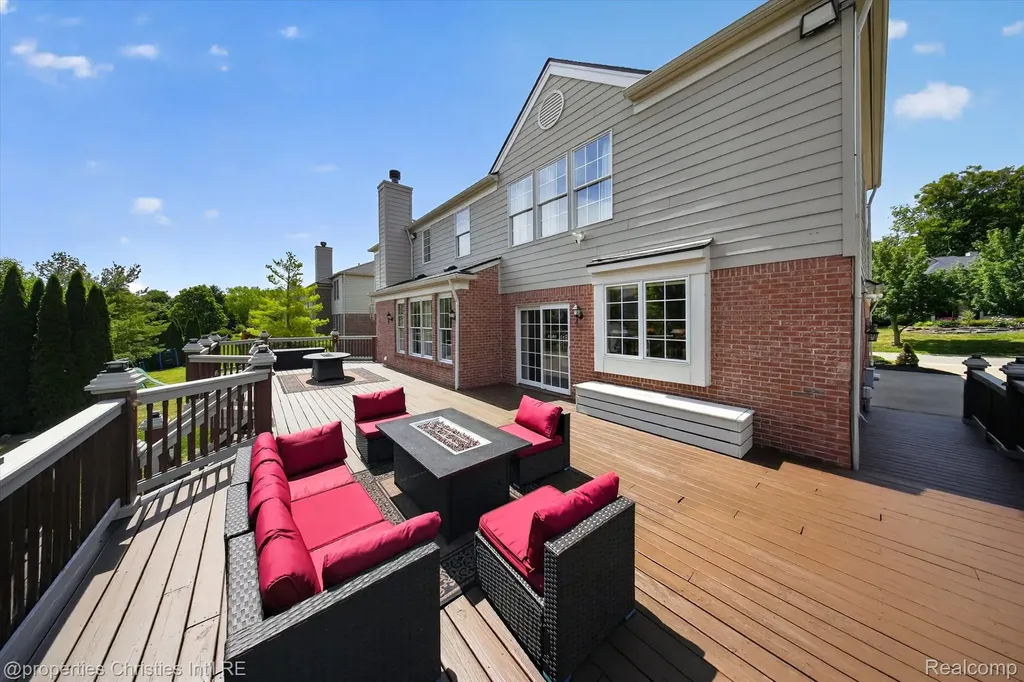45094 Oak Forest Drive Northville Township MI 48168