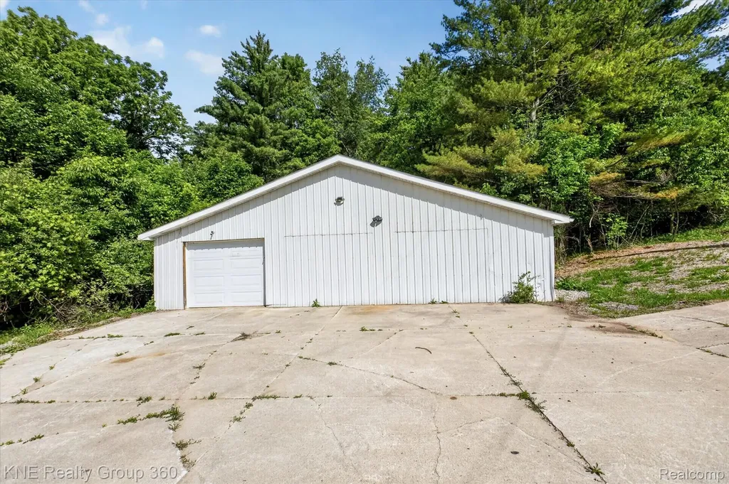 4884 Piersonville Road Marathon Township MI 48421