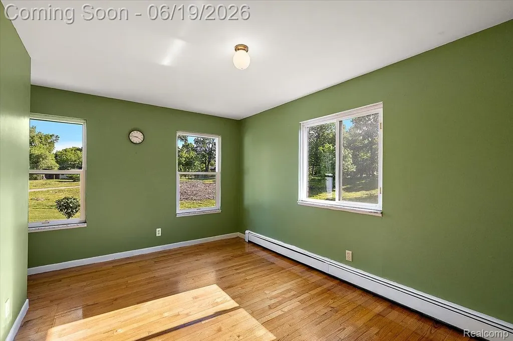 10324 Oakhill Road Springfield Charter Township MI 48442