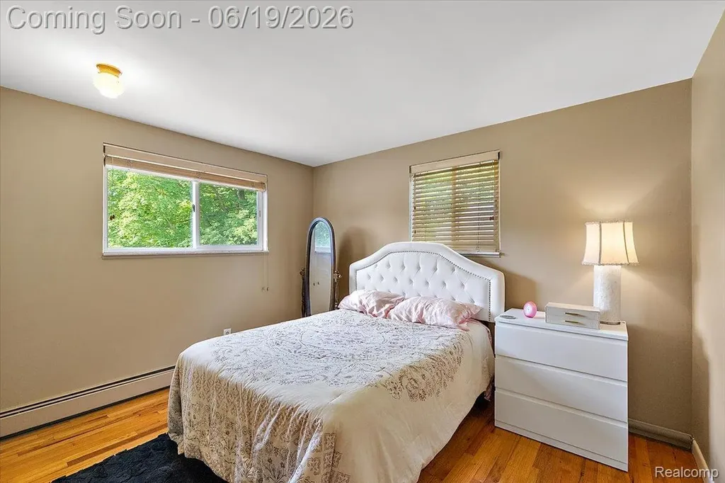 10324 Oakhill Road Springfield Charter Township MI 48442