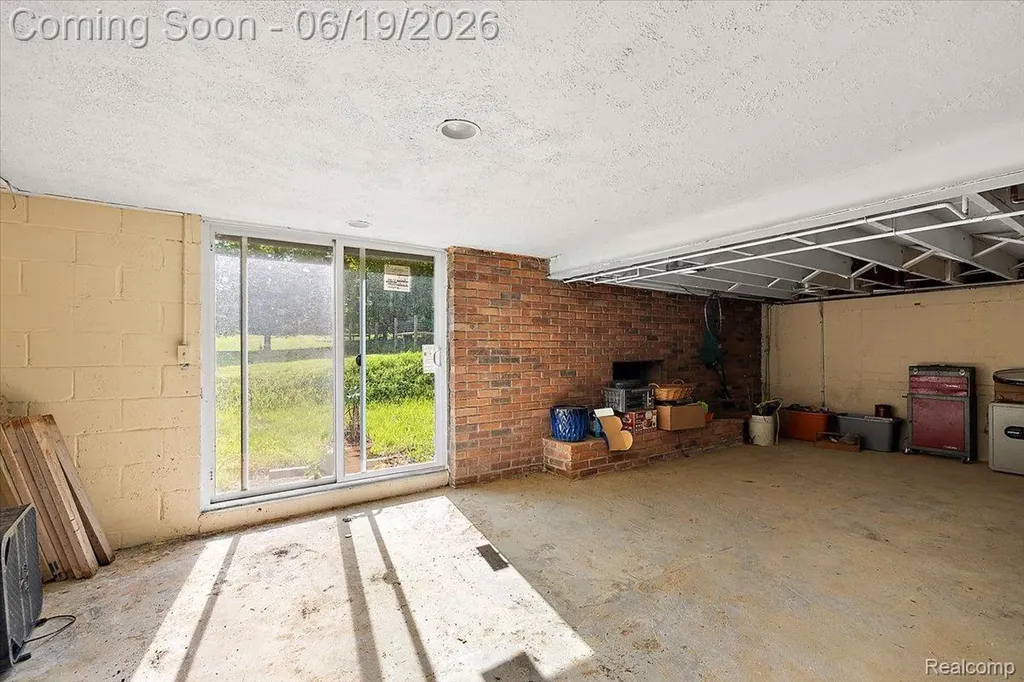 10324 Oakhill Road Springfield Charter Township MI 48442