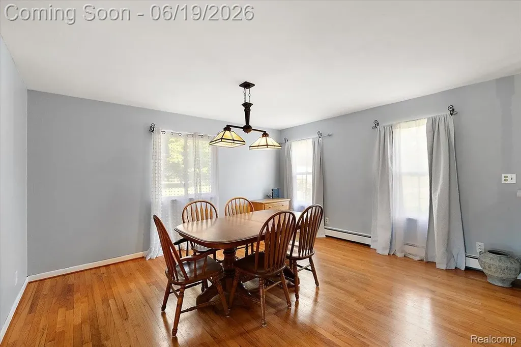 10324 Oakhill Road Springfield Charter Township MI 48442