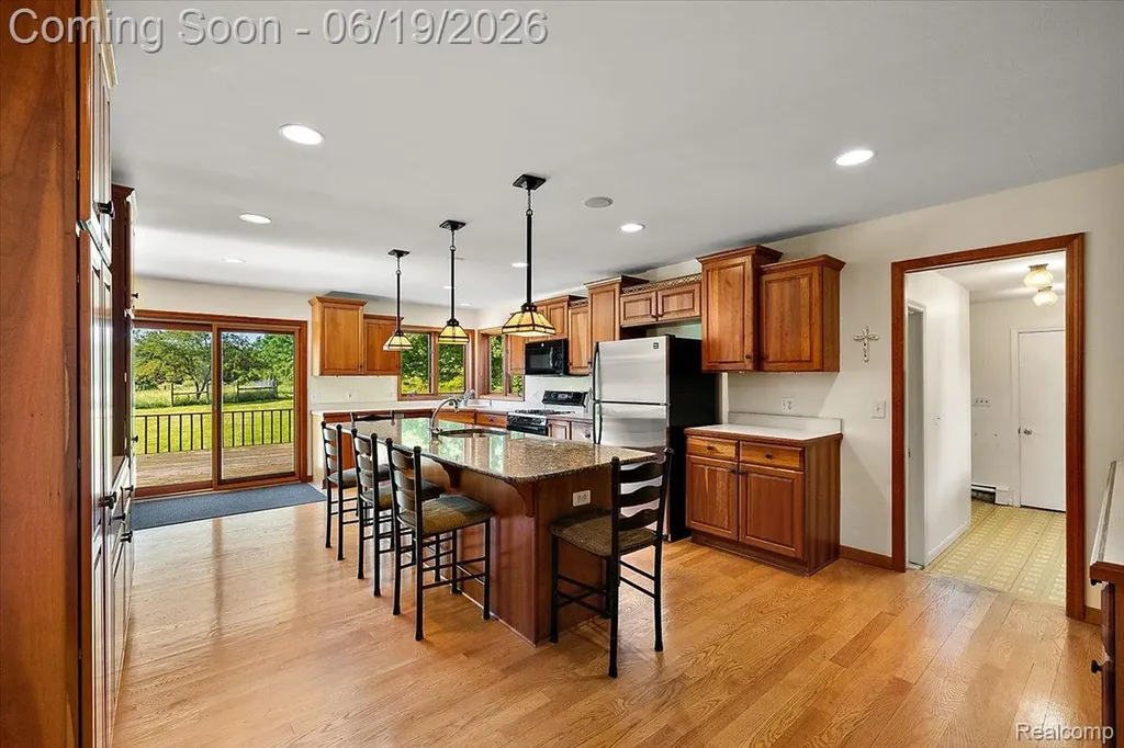 10324 Oakhill Road Springfield Charter Township MI 48442