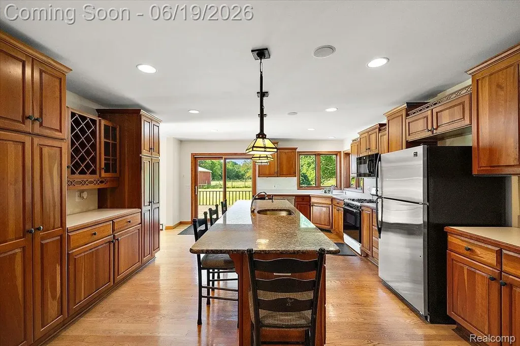 10324 Oakhill Road Springfield Charter Township MI 48442