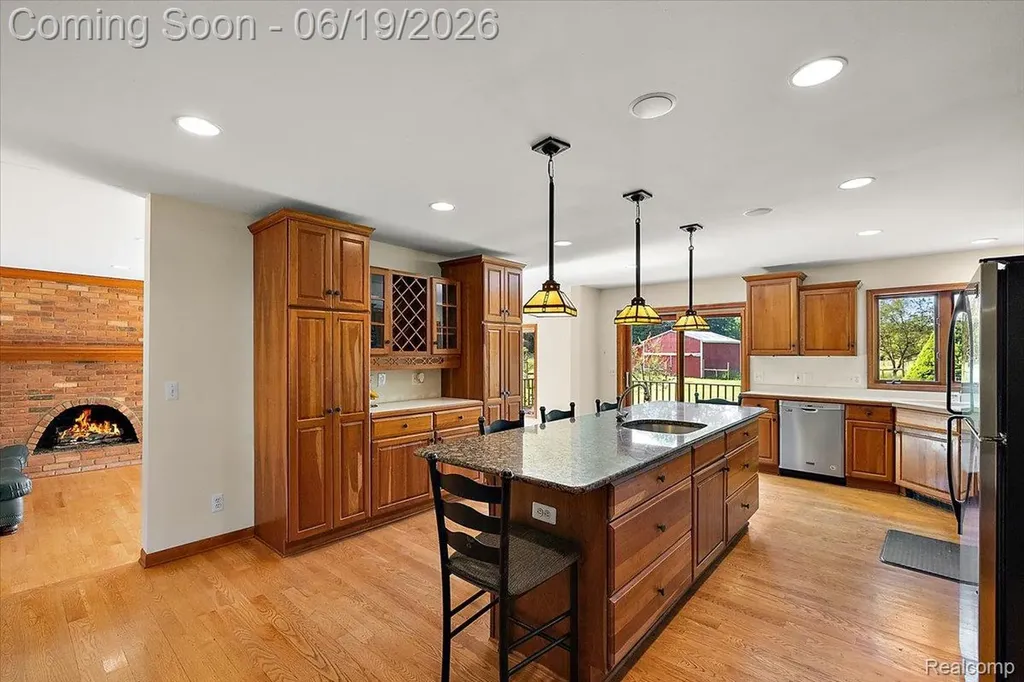 10324 Oakhill Road Springfield Charter Township MI 48442