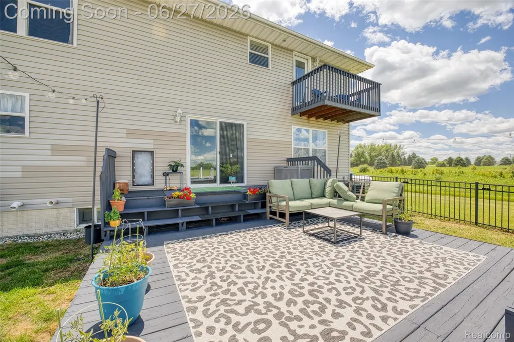17204 Country Lane Manchester Township MI 48158