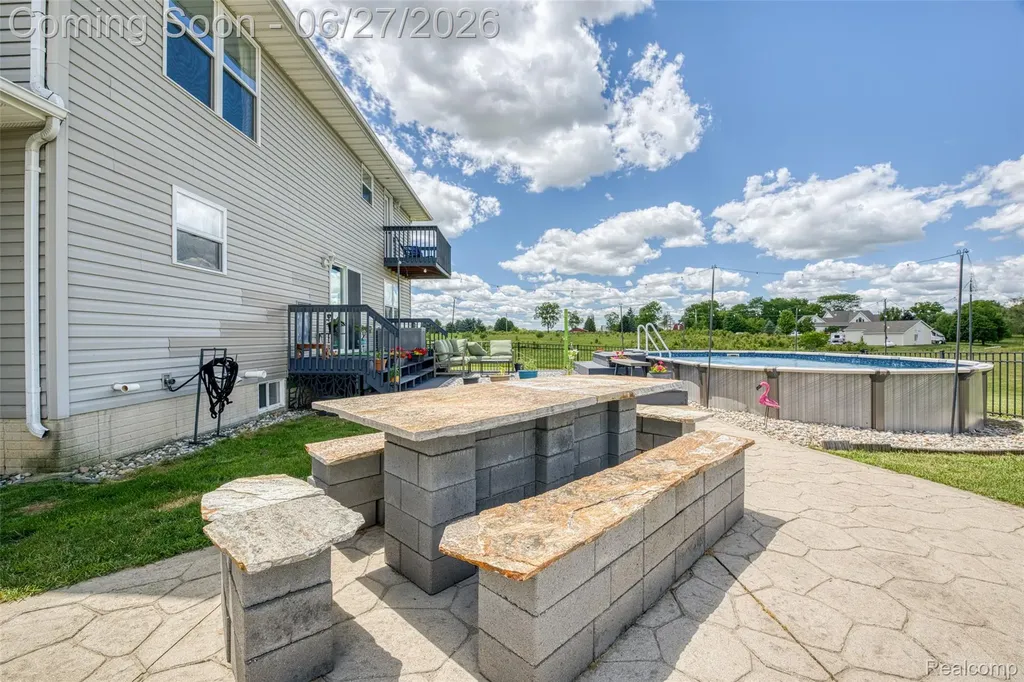 17204 Country Lane Manchester Township MI 48158