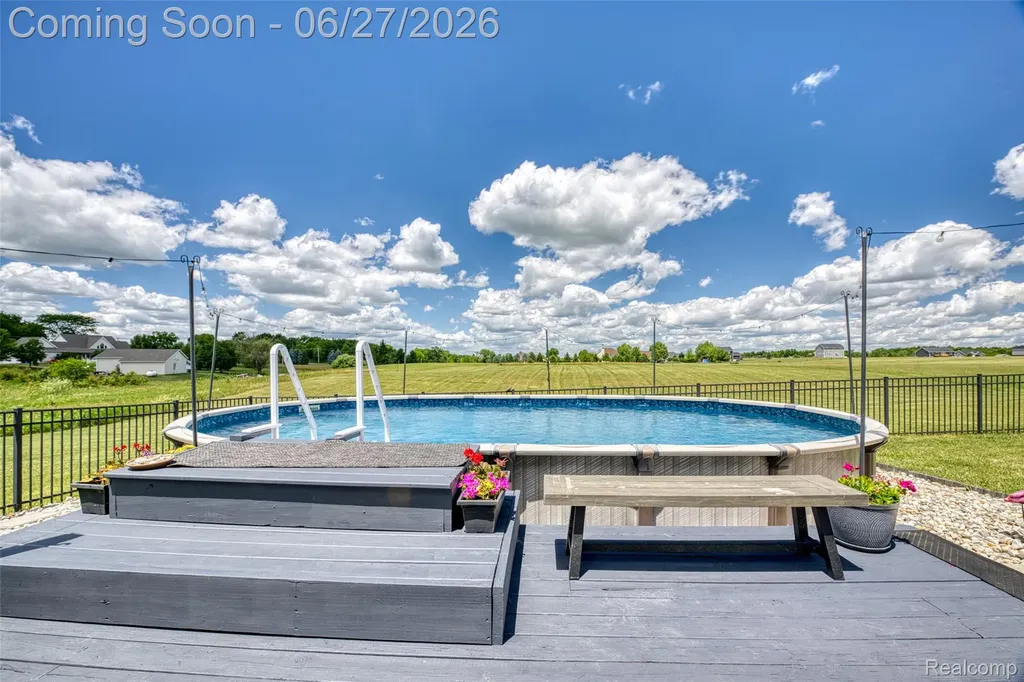 17204 Country Lane Manchester Township MI 48158