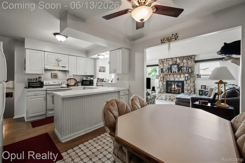 1218 Barchester Street Westland City MI 48186