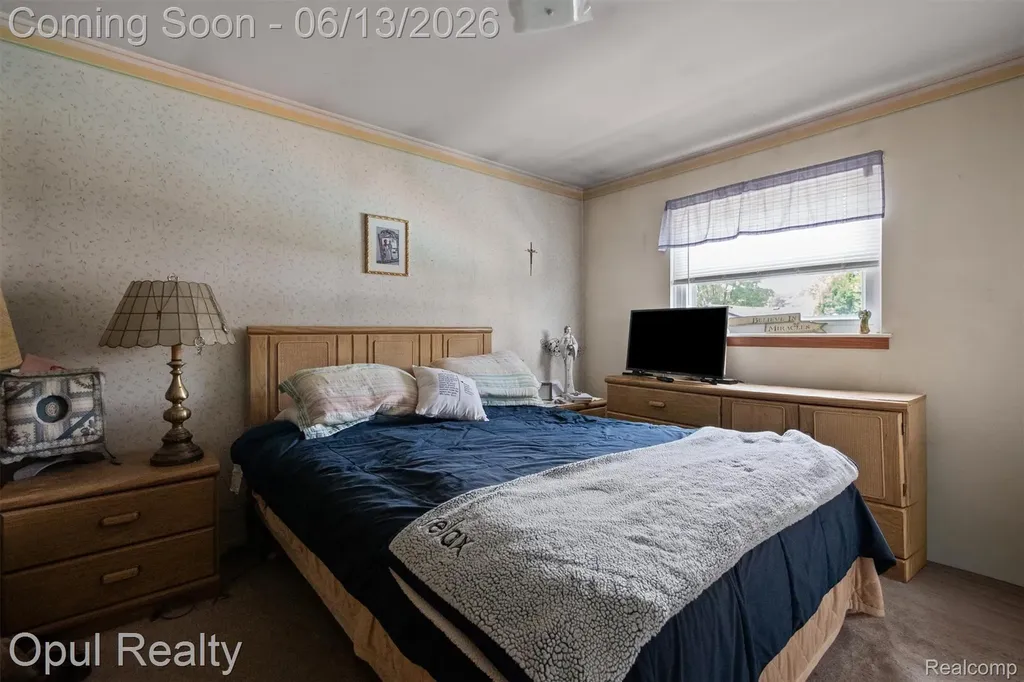 1218 Barchester Street Westland City MI 48186