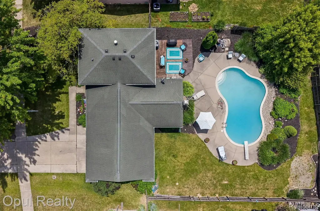 1218 Barchester Street Westland City MI 48186