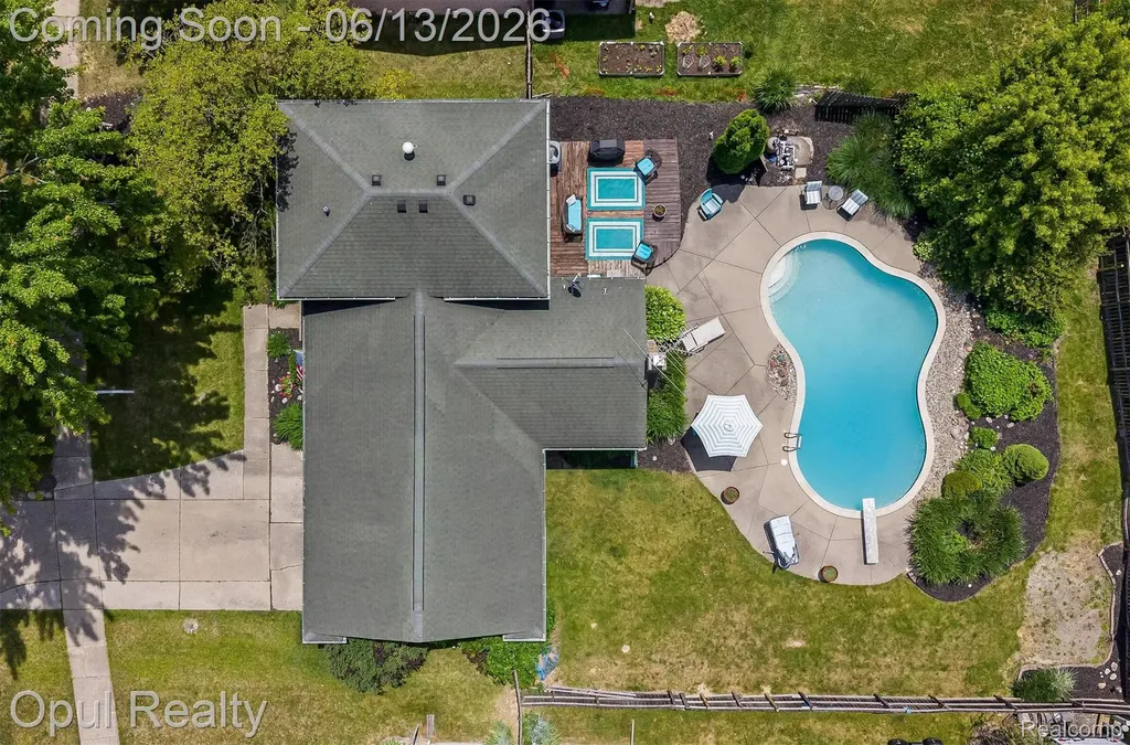 1218 Barchester Street Westland City MI 48186