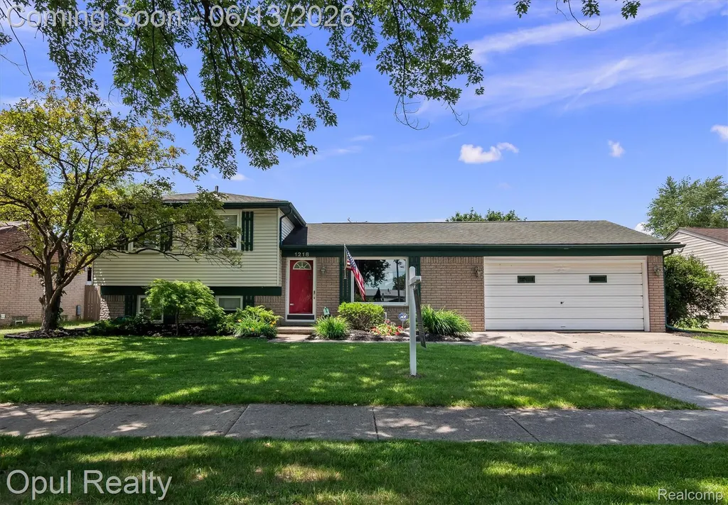 1218 Barchester Street Westland City MI 48186