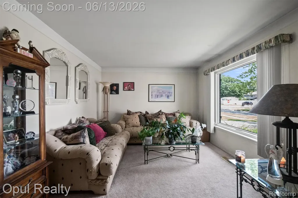 1218 Barchester Street Westland City MI 48186