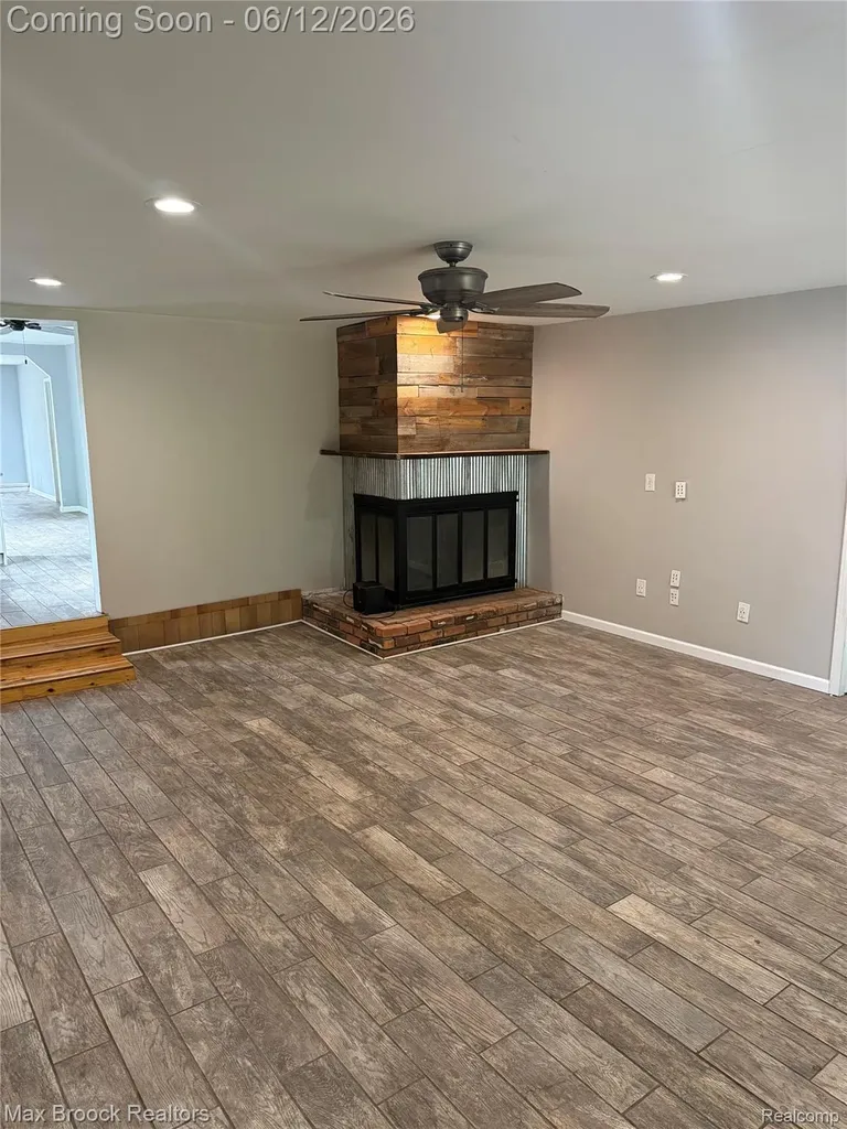 30066 Bock Street Garden City City MI 48135