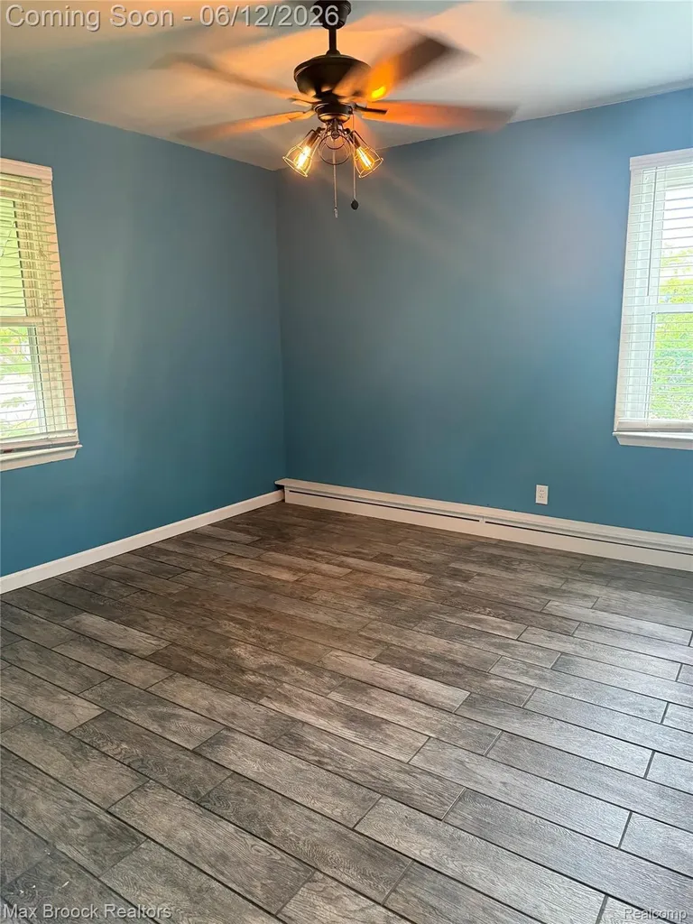 30066 Bock Street Garden City City MI 48135